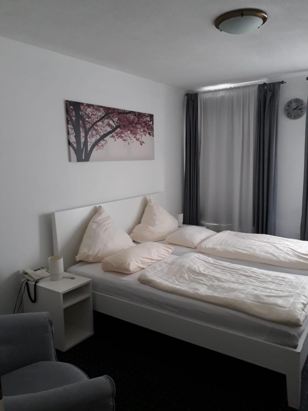 Hotel Restaurant Adria Kroatien Bad Ems Luaran gambar